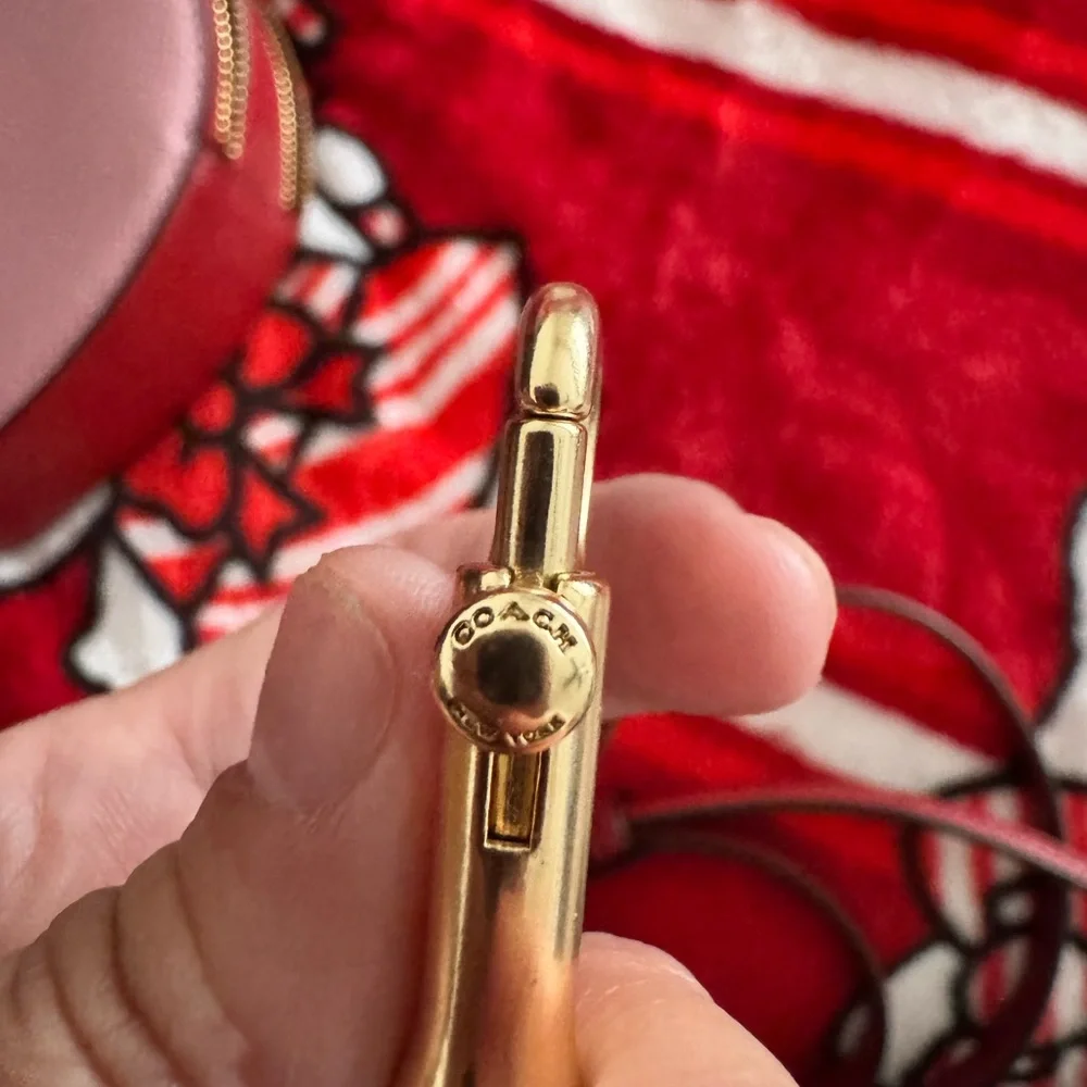 Coach Heart-Shaped Pink Crossbody Bag with Gold Accents - Picture 10 of 10